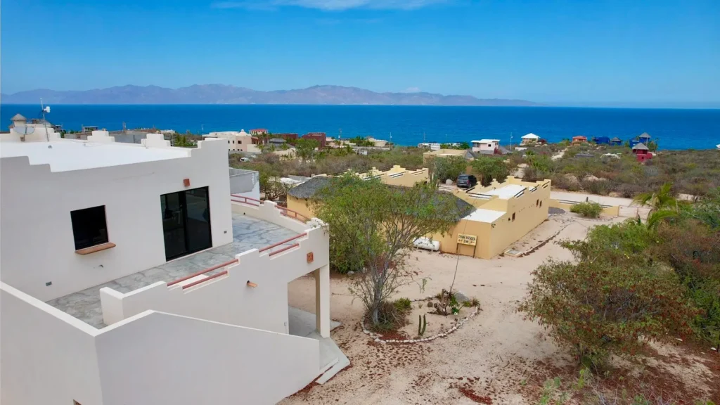 Luxury Estates Villas in Own In La Paz