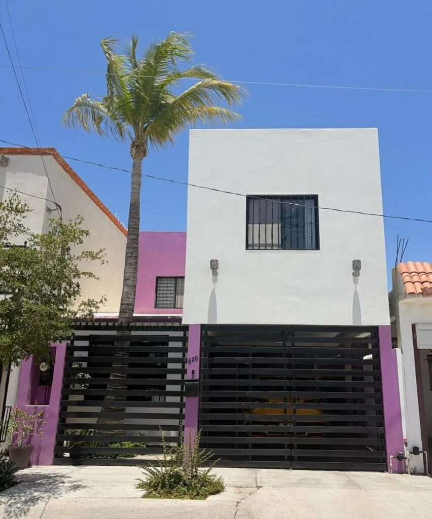 La Paz Bellavista PROPERTY LAYOUT:Ground Floor: Open-concept living/dining room, equipped kitchen, 2 full bathrooms, service patio, and laundry area. Features 2 bedrooms (one primary, one secondary with closets). Outdoor terrace with jacuzzi and pergola.Upper Floor: Master suite with private bathroom and large walk-in closet, plus a versatile 4th bedroom ideal for a home office.EQUIPMENT & SECURITY:5 A/C minisplits and 13 ceiling fans.Covered garage with electric gate.10,000L cistern, 1,100L water tank, and pressure system.Window screens, security bars, and fully fenced.Turnkey ready with recent maintenance! Contact us today to book a – 620 Las Cuevas, La Paz, BS