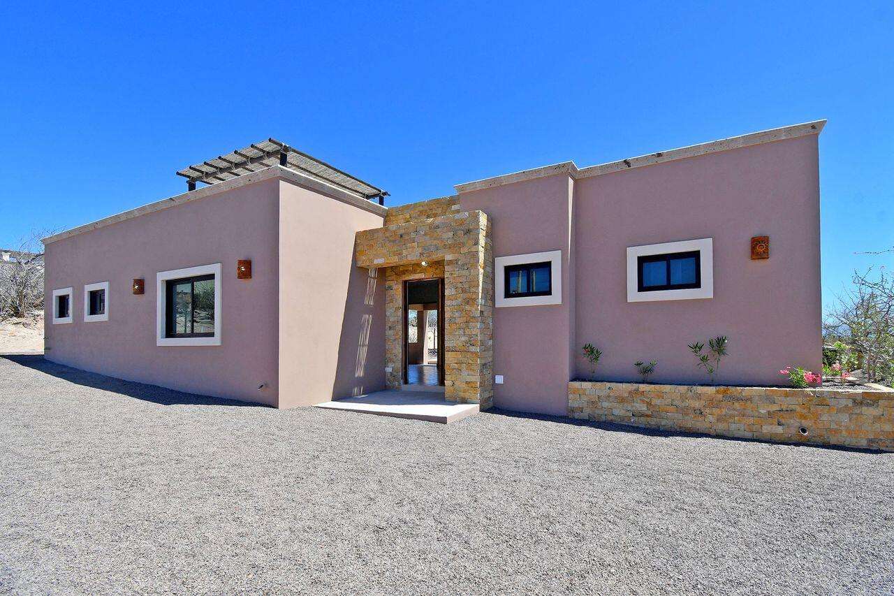 La Paz El Centenario – 7030 Calle 8, La Paz, BS