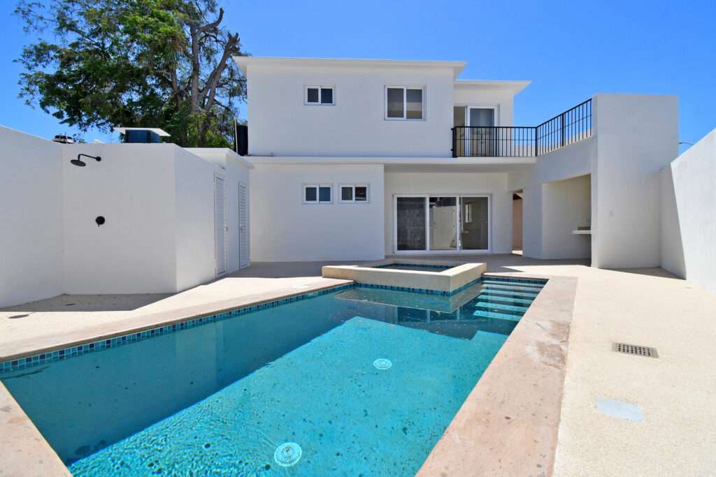 La Paz Centro -Walkable to the Malecón, Cafés & Art Galleries- Located just a few blocks from the iconic Malecón La Paz and white sandy beaches, Villa Serdán offers a relaxed lifestyle where cafés, local restaurants, and the Sea of Cortez are all just minutes from your front door. This home offers a comfortable 3-bedroom, 2.5-bath layout, including a separate-entry third bedroom, perfect for guests, family, or as a rental lock-off. The backyard is designed to be your private oasis with a large pool, jacuzzi, and outdoor kitchen, and ideal for laid-back afternoons. Whether you're looking for a full-time residence, a vacation home, or a property with rental flexibility, Villa Serdán offers a lifestyle that's simple, vibrant, and effortlessly connected to the best of downtown La Paz. – Downtown, La Paz, BS