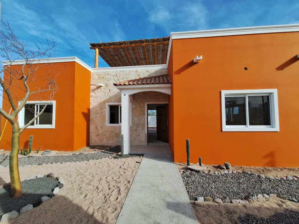 La Paz El Centenario The Costa Model is a luxury residence located in a private beachfront community, offering spectacular – Calle 8, El Centenario, La Paz, BS