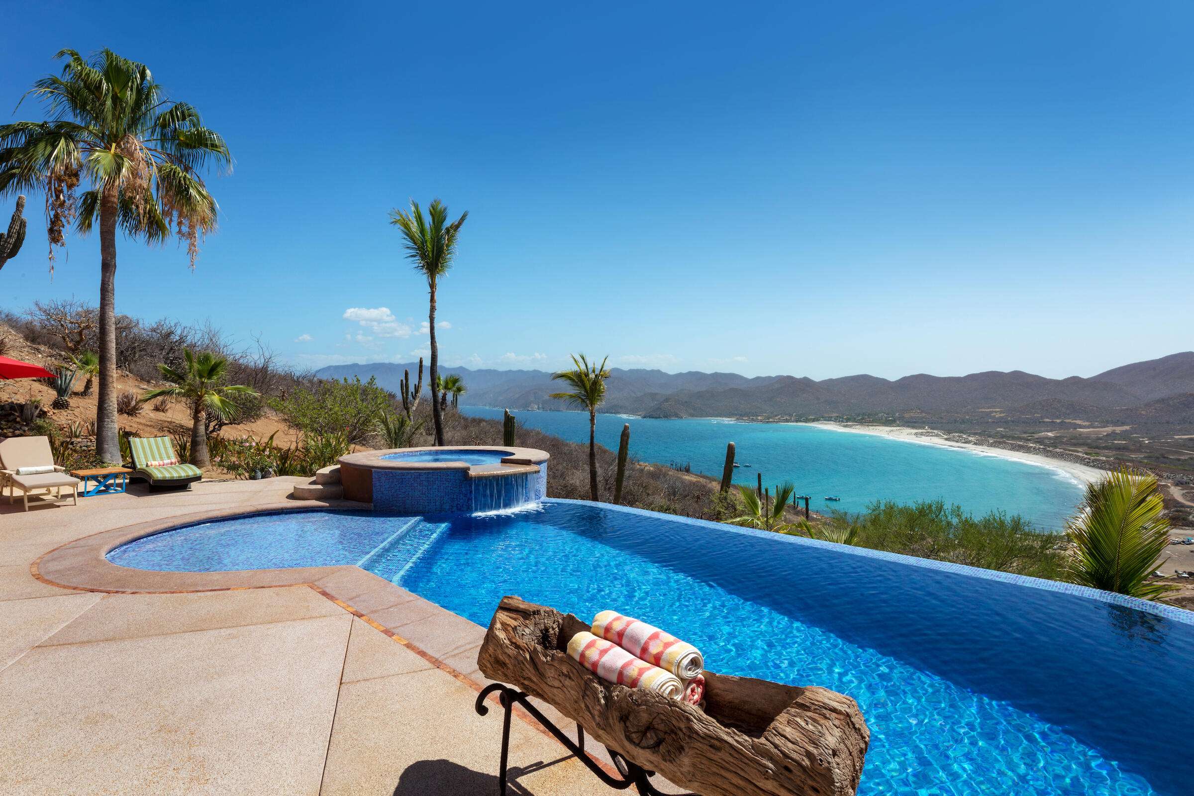 La Paz Bay Of Dreams Casa Suspiro | Bahia, Baja California Sur.Perched above the tranquil waters of the Sea of Cortez within the exclusive Spanish Hill enclave, Casa Suspiro is a rare offering that captures the essence of luxury living in Baja California Sur.Occupying a premier cul-de-sac homesite of nearly one acre, the residence enjoys an extraordinary west-northwest orientation with sweeping 180-degree – 65 Via Valencia, La Paz, BS